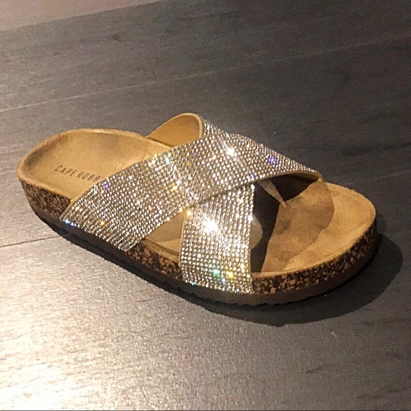 cape robbin jeweled sandals